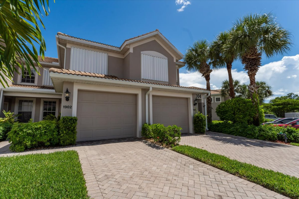 11004 Mill Creek Way in Colonial Country Club