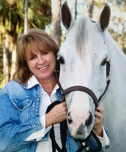 Paw Print Concierge Services | Naples Pet Sitting Services 2 Lara Simonsen Owner and Operator of Paw Print Concierge Services Naples pet sitting services and dog walking services Naples